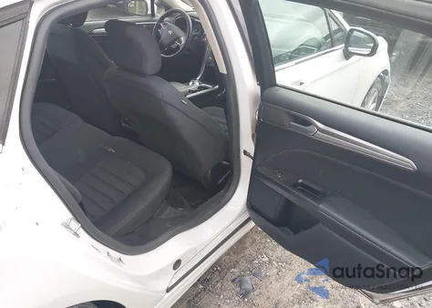 2017 Ford Fusion Hybrid Se z USA, uszkodzony, nr VIN 3FA6P0LU0HR233012